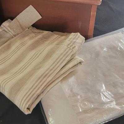 Stool, vintage wasre basket, plus