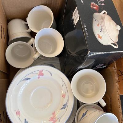 Avonlea dishes & punchbowl set