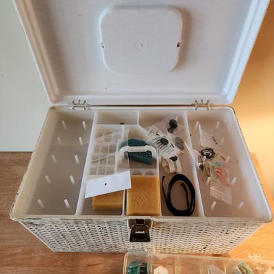 Sewing Crafting Lot Wilson Wil-hol Plastic Basket + trays of Buttons , Thread Spools and more