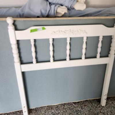 Twin bed with headboard Sealy mattress Clean