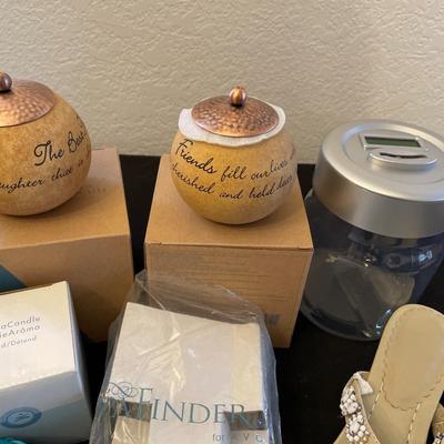 NIB Avon shoes (size 8), coin counter bank