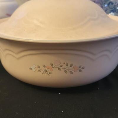 Misc collectibles Pfaltzgraff casserole