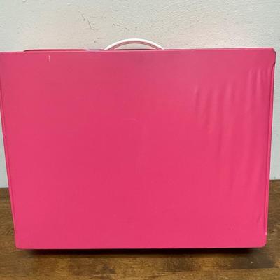 Tara Toy Corp Fashion Doll Bedroom Case