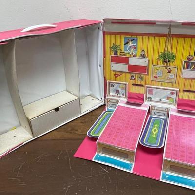 Tara Toy Corp Fashion Doll Bedroom Case