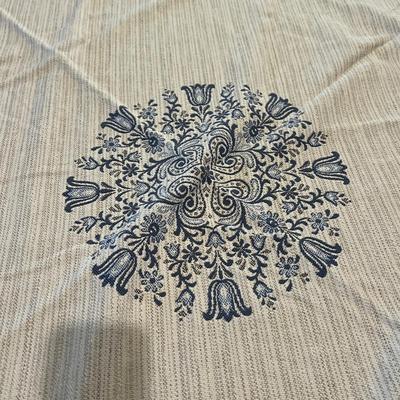 Vintage Austrian Halltex Woven Reversible Folk Tablecloths & Runners
