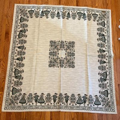 Vintage Austrian Halltex Woven Reversible Folk Lot - Tablecloths, Runners, Napkins, Placemats