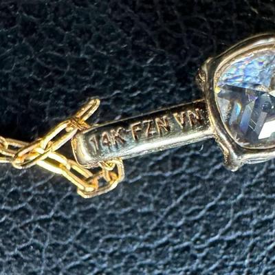 14 k gold diamond chain pendant 20 in