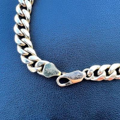 14 k gold bracelet 8 in