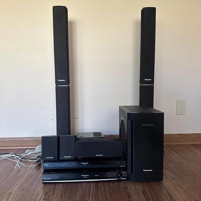 LOT 2L: Panasonic Blue Ray Disc Player w/ DVD Home Theater Sound System - Subwoofer & Speakers