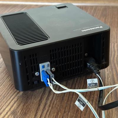 LOT 2L: Panasonic Blue Ray Disc Player w/ DVD Home Theater Sound System - Subwoofer & Speakers