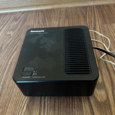 LOT 2L: Panasonic Blue Ray Disc Player w/ DVD Home Theater Sound System - Subwoofer & Speakers