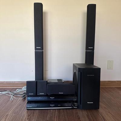 LOT 2L: Panasonic Blue Ray Disc Player w/ DVD Home Theater Sound System - Subwoofer & Speakers
