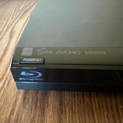 LOT 2L: Panasonic Blue Ray Disc Player w/ DVD Home Theater Sound System - Subwoofer & Speakers