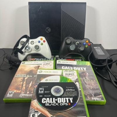 LOT 3L: Xbox 360 w/ Controllers, Headset, Call Of Duty, FIFA & More Games