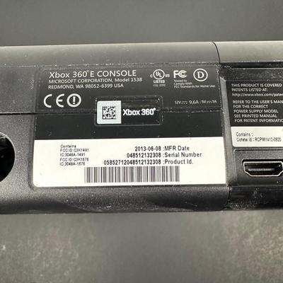 LOT 3L: Xbox 360 w/ Controllers, Headset, Call Of Duty, FIFA & More Games