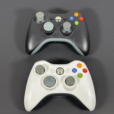 LOT 3L: Xbox 360 w/ Controllers, Headset, Call Of Duty, FIFA & More Games