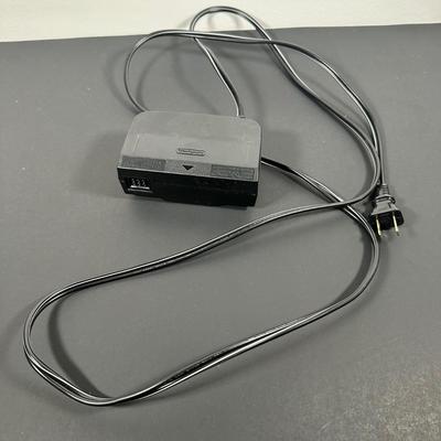 LOT 4L: Nintendo 64 Console w/ Controllers, Super Mario, Rugrats & More Games