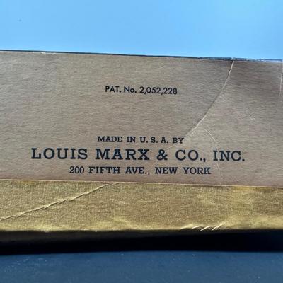 LOT 8L: Marx Streamline Speedway w/ Box