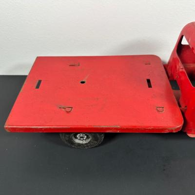 LOT 9L: Vintage 1950s Buddy L Toy Flatbed Truck & Tin Battery Operated Chemical Fire Engine
