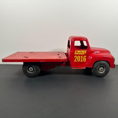 LOT 9L: Vintage 1950s Buddy L Toy Flatbed Truck & Tin Battery Operated Chemical Fire Engine