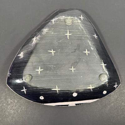 LOT 11L: Vintage Murano Art Glass Candy Dish, Signed Paper Weights & More