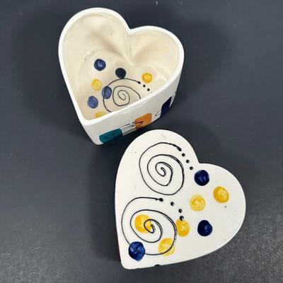 LOT 11L: Vintage Murano Art Glass Candy Dish, Signed Paper Weights & More