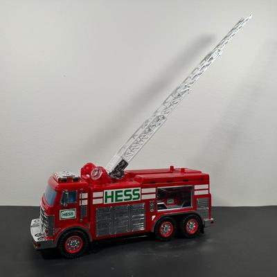 LOT 14L: Hess Truck Collection