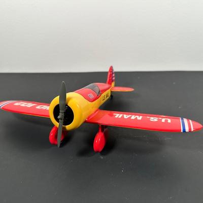 LOT 14L: Hess Truck Collection