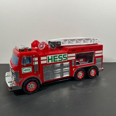 LOT 14L: Hess Truck Collection