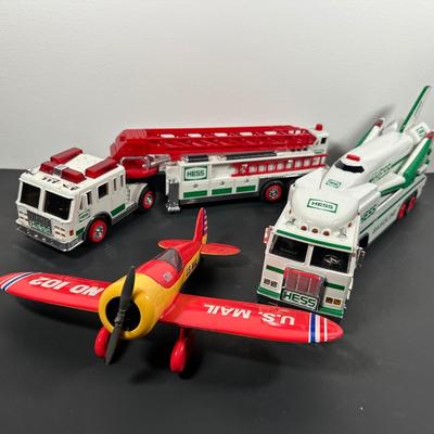 LOT 14L: Hess Truck Collection