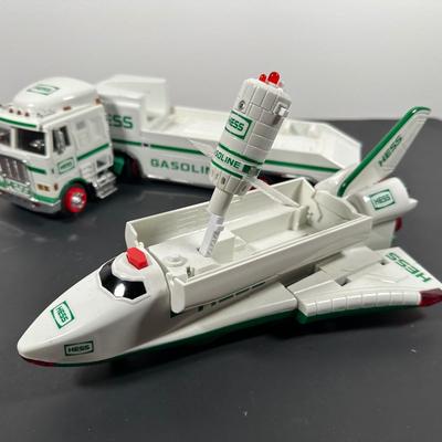 LOT 14L: Hess Truck Collection