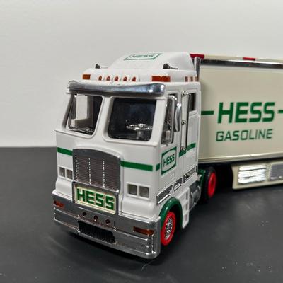 LOT 14L: Hess Truck Collection