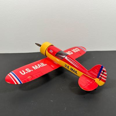 LOT 14L: Hess Truck Collection