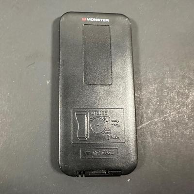 LOT 15L: Beats by Dr. Dre Beatbox