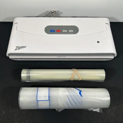 LOT 16L: GNC Deluxe Juicer, Ziplock Vacuum Sealer & More