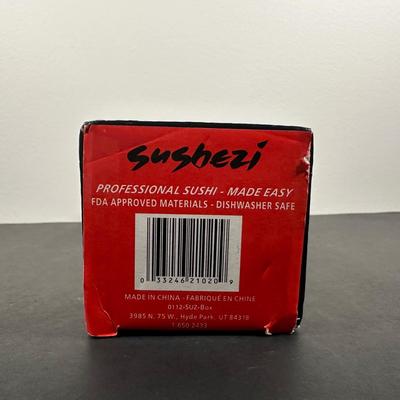 LOT 16L: GNC Deluxe Juicer, Ziplock Vacuum Sealer & More