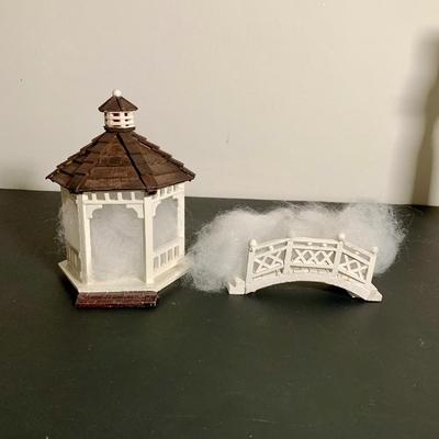 LOT 19 L: Department 56 "Village" Figures, "The Heritage Collection" Figures, & More