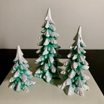 LOT 19 L: Department 56 "Village" Figures, "The Heritage Collection" Figures, & More