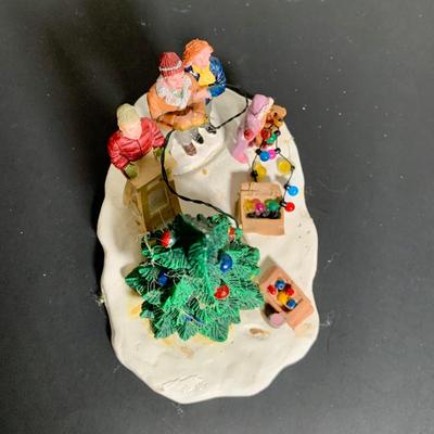 LOT 19 L: Department 56 "Village" Figures, "The Heritage Collection" Figures, & More