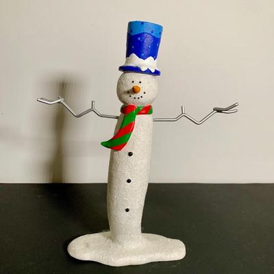 LOT 19 L: Department 56 "Village" Figures, "The Heritage Collection" Figures, & More