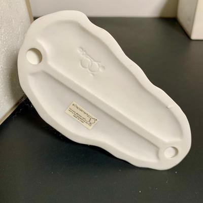 LOT 19 L: Department 56 "Village" Figures, "The Heritage Collection" Figures, & More