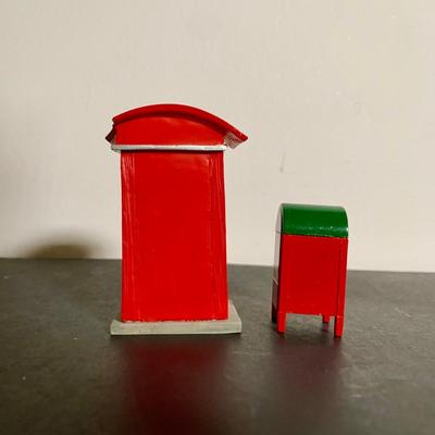 LOT 19 L: Department 56 "Village" Figures, "The Heritage Collection" Figures, & More