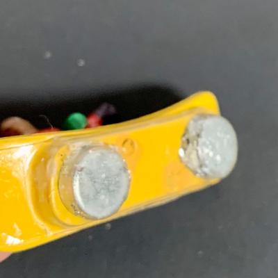 LOT 23 L: 2009 Mr. Christmas Illuminated Musical Winter Wonderland Half Pipe