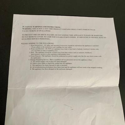 LOT 23 L: 2009 Mr. Christmas Illuminated Musical Winter Wonderland Half Pipe