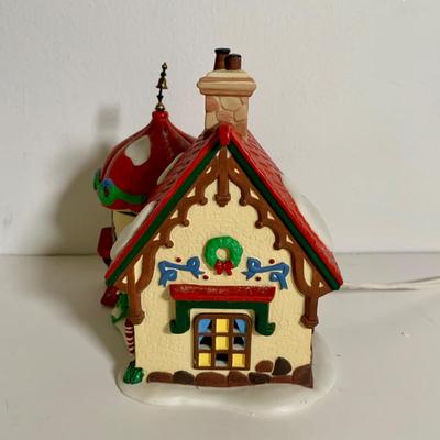 LOT 25 L: St. Nicholas Square Illuminated 2009 "Ryan's Bicycle Shop", 2010 "The Coffee Grounds", Department 56...