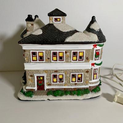 LOT 25 L: St. Nicholas Square Illuminated 2009 "Ryan's Bicycle Shop", 2010 "The Coffee Grounds", Department 56...