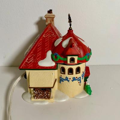 LOT 25 L: St. Nicholas Square Illuminated 2009 "Ryan's Bicycle Shop", 2010 "The Coffee Grounds", Department 56...