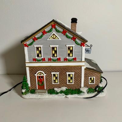 LOT 25 L: St. Nicholas Square Illuminated 2009 "Ryan's Bicycle Shop", 2010 "The Coffee Grounds", Department 56...