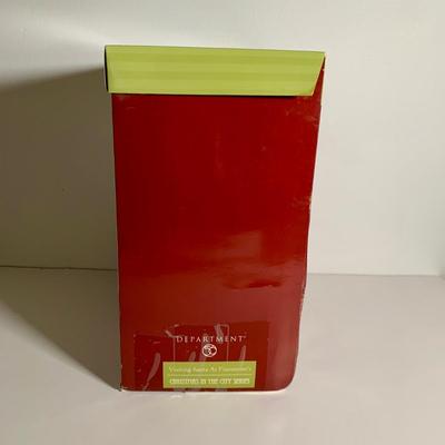 LOT 26 L: Department 56 2005 Christmas In The City Series "Visiting Santa At Finestrom"