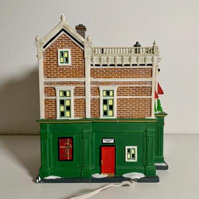 LOT 26 L: Department 56 2005 Christmas In The City Series "Visiting Santa At Finestrom"